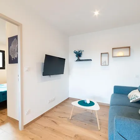 Du Soleil Apartment *