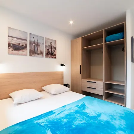 Du Soleil Apartment *